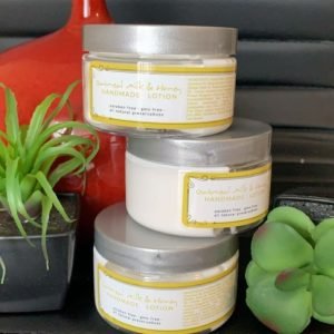 Oatmeal, Milk and Honey/ Flocons d'Avoine, Lait & Miel